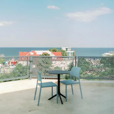 Novus 酒店 艾福雷诺德