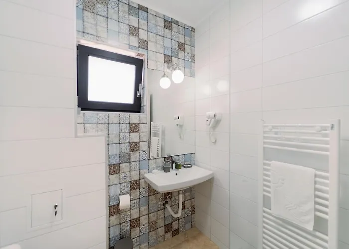 Novus 3* אפורי נורד